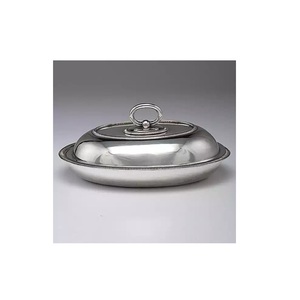 Plato de mantequilla elegante de acero inoxidable con cubierta de cúpula y fondo antideslizante diseñado para cocinas profesionales y uso doméstico - Product Image 5