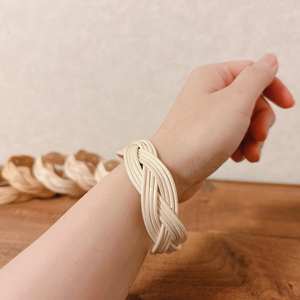 Bracelets en bois style bohème chic, bracelet rond en rotin, bracelet tressé en bois de canne, accessoire d'été - Product Image 6