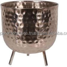 Venta al por mayor de florero de latón con macetas y jardineras de metal con acabado antiguo de latón accesorios de jardín jarrones de metal baratos personalizados - Product Image 5