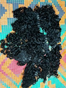 Cheveux indiens vierges bouclés et rebondissants, double épaisseur, Remy, vente en gros, cuticules alignées, flux naturel, en vrac, tous les cheveux alignés dans le sens de la cuticule - Product Image 3