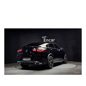 Mercedes-Benz Clase GLC GLC300 4MATIC Coupé, Volante a la Izquierda, Caja de Cambios Automática, con Cámara Trasera, 26,690 km, Diciembre 2023 - Product Image 2