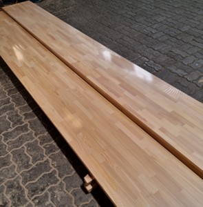 Tableros de Madera de Pino 100% FSC con Juntas Dentadas (Ligeros) - Product Image 4