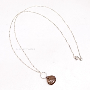Collar con Colgante de Plata de Ley 925 con Cuarzo Ahumado y Concha Marina Tallada a Mano, Joyería de Piedras Preciosas Naturales, Collar Hecho a Mano - Product Image 5
