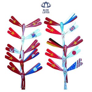 Jouet d'équilibre libellule en bambou durable de haute qualité, peint à la main, le plus vendu, écologique, pour décoration de jardin, en gros - Product Image 1
