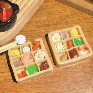 Juguete Sensorial de Bolas de Comida Simulada de Nueve Compartimentos Hotpot, Material TPR Seguro, para Niños y Niñas - Product Image 2