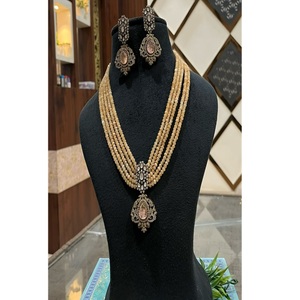 <b>Beautiful</b> Premium Quality Gold Plated Classic Kundan Necklace Set <b>Earrings</b> for Wedding Engagement Party Traditional Wear Women - Product Image 1
