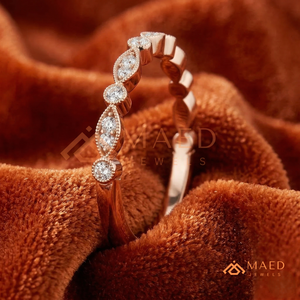 แหวนแต่งงานเพชรทองคำขาว 18K |   แหวนเพชรเพาะเลี้ยงในห้องปฏิบัติการ |   วงดนตรีวิชโบนคลัสเตอร์ แอนนิเวอร์ซารี่แบนด์ | เครื่องประดับอัญมณีแบบซ้อนกันได้ตามสั่ง - Product Image 2