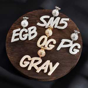 EGB SM5 OG PC GRAY Letras con Dijes, Moissanita de Corte Brillante Redondo, Plata 925, Chapado en Oro de 18K, Joyería Hiphop Unisex para Fiesta - Product Image 1