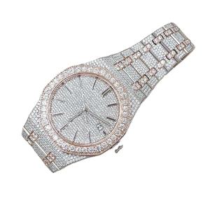 Reloj Hip Hop Unisex de lujo Iced Out Moissanite Diamantes brillantes redondos Reloj de diamantes de movimiento automático de cuarzo hecho a medida - Product Image 2