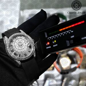 Reloj de Lujo para Hombre Charm Jewells, Cristal, Cuarzo Analógico, Acero Inoxidable, Esfera Redonda de 42 mm, Correa de Goma, Luminoso, Estilo Joyería de Moda - Product Image 1