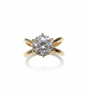 แหวนหมั้นเพชรทรงกลมแบบไขว้ 14K ทองคำแท้ เพชรเพาะเลี้ยงสี DEF ความสะอาดระดับ VS VVS ได้รับการรับรองจาก IGI ดีไซน์แบบแยกก้าน - Product Image 4