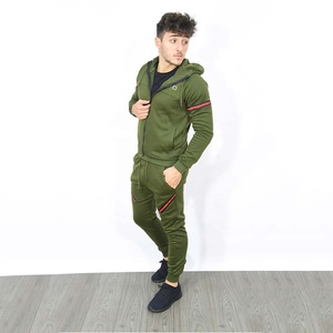 Ensemble de survêtements d'hiver décontractés pour hommes, couleur personnalisée, brodés, à capuche, pour la course, collection 2026, haute qualité, best-seller - Product Image 1