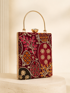 Sac à main vintage bohème brodé de perles en soie, doublure en satin, fermeture magnétique, capacité moyenne, pour fêtes et mariages - Product Image 1