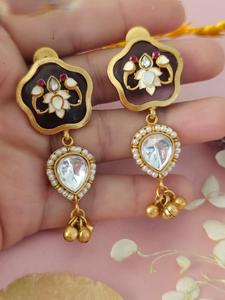 Pendientes de Moda con Moissanita Chapada en Oro de Alta Calidad, Elegantes para Mujer, Ideales para Bodas, Fiestas y Eventos Nocturnos - Product Image 2