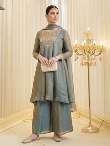 Conjunto de Salwar Kameez Verde Bordado para Mujer, Anarkali Kurta Palazzo Dupatta, Traje para Boda o Fiesta - Product Image 1