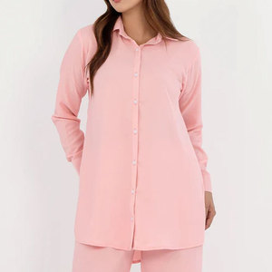 ชุดเซ็ตแฟชั่นทันสมัยสำหรับผู้หญิง เหมาะสำหรับใส่ลำลอง ผลิตจากผ้าที่ใส่สบายและระบายอากาศได้ดี - Product Image 3