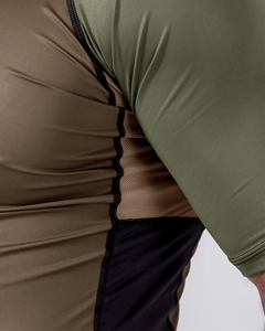 Rashguard de compression MMA pour hommes, conception OEM, imprimé par sublimation personnalisé, vente en gros, pour l'entraînement de performance - Product Image 5