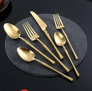 ชุดช้อนส้อมสแตนเลสสตีล ดีไซน์วินเทจ ผิวด้าน ป้องกันสนิม มีด ช้อน ส้อม สำหรับงานแต่งงาน - Product Image 3