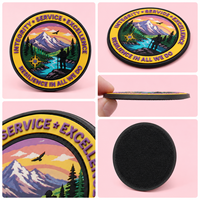 Étiquettes de vêtements en gros de haute qualité, logo souple, patch en caoutchouc PVC 2D 3D, badge personnalisé en PVC avec crochet et boucle