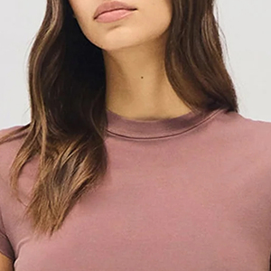 T-shirt court pour femme, couleur unie, abordable, de haute qualité, vêtement d'été avec coutures impeccables, toucher souple, style décontracté - Product Image 2
