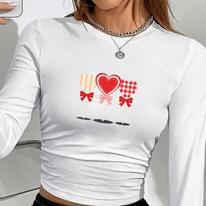 Tres piruletas en forma de corazón en una fila camisa de manga larga de moda para mujer - Product Image 3