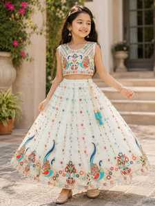 Ensemble Lehenga Choli en coton blanc longueur ras du sol à séchage rapide pour filles, avec jupe en résille, chemisier et dupatta, motif floral paon, tenue de mariage et de fête - Product Image 3