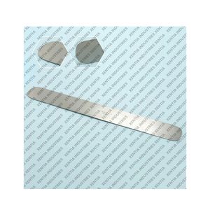 Rétracteur à ruban 40 mm x 13 pouces, rétracteur chirurgical malléable en acier inoxydable flexible pour procédures neurologiques et ophtalmiques - Product Image 1