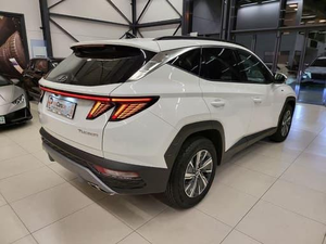 Herramienta Manual Usada en Excelente Estado Hyundai Tucson 2023 con Empuñadura Antideslizante Inalámbrica/Alimentada por Batería en Venta - Product Image 2