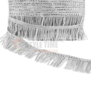 Flecos con detalles elegantes que ofrecen tela suave y flecos de calidad para decoración de prendas. - Product Image 5