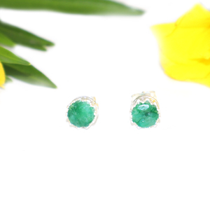 Vintage Style Fancy Shape 7 MM Dyed Emerald Gemstone Silver Plated Crown <b>Stud</b> <b>Earrings</b> For Women Girls Wholesale Bulk Jewelry - Product Image 2