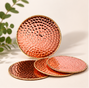 Juego de 4 posavasos de cobre puro martillado a mano con base de corcho acolchada, protector de mesa para bebidas, tazas de café y vasos de bar. - Product Image 5