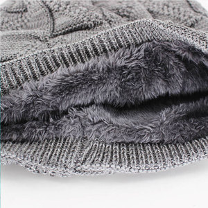 Gorro Unisex Gris de Punto Trenzado con Estampado Animal, 100% Acrílico, para Uso Casual de Invierno para Adultos, con Diseño de Puño Acanalado Bordado - Product Image 6