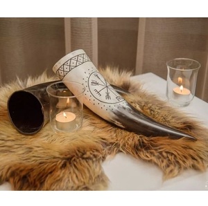 Taza de Cuerno Vikinga Hecha a Mano, Ecológica, de Cuerno de Buey Natural, Estilo Animal y Religioso, para Beber Cerveza o Sidra - Product Image 2