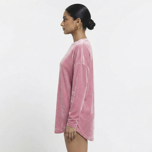T-shirt en velours à manches longues pour femme avec logo personnalisé, de haute qualité, uni, extensible, doux, décontracté, vêtements de mode en gros - Product Image 3