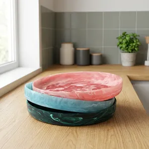 Bandeja de Servir de Resina Acrílica Ecológica Hecha a Mano por Artizon Studio, Moderna y Lujosa, de Forma Irregular, con un Patrón Único de Remolinos Acuáticos y Efecto Mármol - Product Image 5