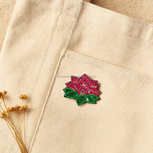 Applique florale en sequins plaqués alliage, motif brodé perlé pour vêtements, sacs, chaussures, artisanat DIY, vente en gros personnalisée - Product Image 1