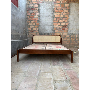 Lit moderne en rotin et bois d'acacia massif, taille king size, style nordique, fabrication artisanale. - Product Image 3