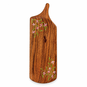 Tabla de servir y cortar de madera hecha a mano con diseño floral |   Tabla de Cortar Multiusos para Cocina |   Bandeja de Servir de Madera - Product Image 1