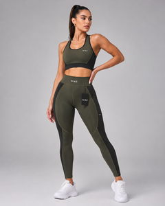Ensemble de yoga pour femme MIAZ : Leggings taille mi-haute longueur intégrale et crop top dos nageur avec bordure contrastante, sans couture, respirant et infroissable - Product Image 2