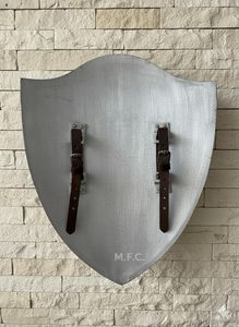 Armure décorative de collection en acier Medievalforgeco avec motif drapeau américain, plaqué argent et gaufrage artistique - Product Image 5