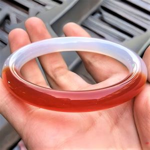 กำไลเรซิ่นทำมือระดับพรีเมียม |   กำไลข้อมือแฟชั่นสีสันสดใสสำหรับใส่ลำลอง ทำงาน ปาร์ตี้ และเป็นของขวัญ |   ผู้จัดจำหน่ายสินค้าขายส่งจำนวนมาก - Product Image 5