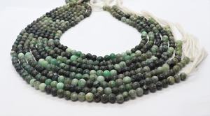 Natural Emerald Smooth Round Shape Beads 6-7MM Shaded Emerald <b>Ball</b> Gemstone Beads Natural Emerald Round Beads For Jewelry Making - Product Image 6