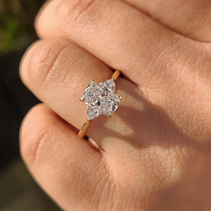 Anillo de Compromiso de Lujo con Corte Alargado Tipo Cojín, Engaste Catedral, Diamante Cultivado en Laboratorio, Oro Sólido de 14K, Anillo de Boda para Mujer, Regalo de Joyería - Product Image 4