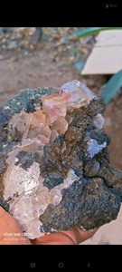 Mezcla natural de minerales de zeolita india, piedras de apofilita, calcita rosa, etc. Venta al por mayor desde Maharashtra - Product Image 6