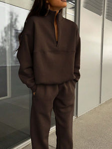 Ensemble de survêtement oversize pour femme, coupe ample, avec sweat à capuche et pantalon de jogging, tenue athleisure pour le style urbain et la salle de sport, personnalisable - Product Image 2