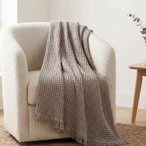 Manta de Sofá de Algodón con Textura de Waffle Color Mostaza, 50x60 Pulgadas, Decoración Moderna para el Hogar con Detalle de Flecos Decorativos - Product Image 2