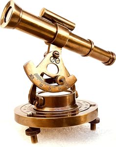 Telescopio decorativo de latón de 4 pulgadas con brújula en la base, regalo perfecto para ingenieros, arquitectos y científicos, hecho a mano. - Product Image 6