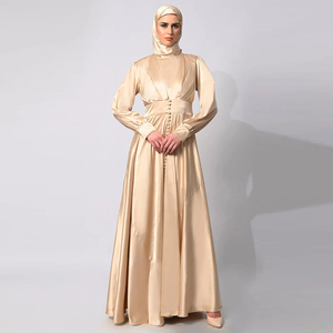 Robe Abaya élégante en soie à col haut et manches longues, longueur ras du sol, avec hijab assorti pour femme, style modeste pour mariage - Product Image 5