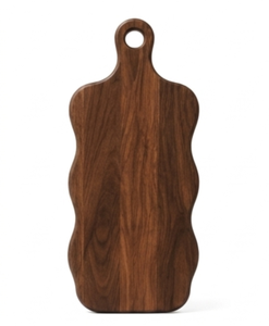 Planche à découper robuste en bois de manguier teinté noyer, plateau à fromage festonné avec poignée ronde - Product Image 1