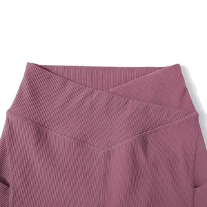 Shorts de Yoga para Mujer de Alta Calidad, Suaves, de Spandex y Poliéster, Ideales para el Invierno - Product Image 4